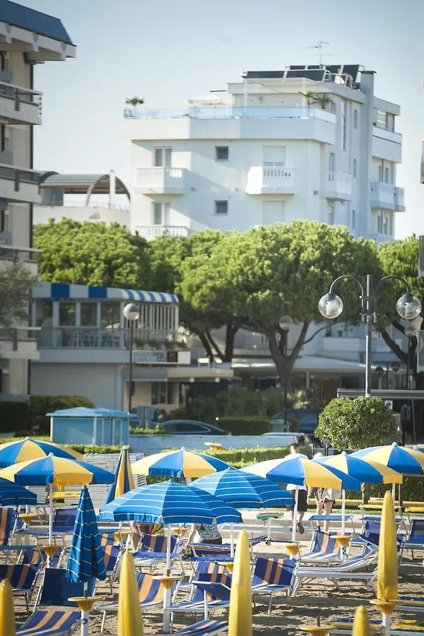 Hotel Tropical Lido di Jesolo 3*,  Italy